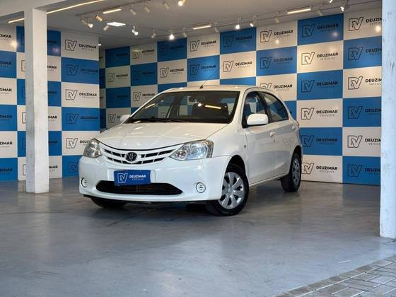 TOYOTA ETIOS 1.3 XS 16V FLEX 4P MANUAL